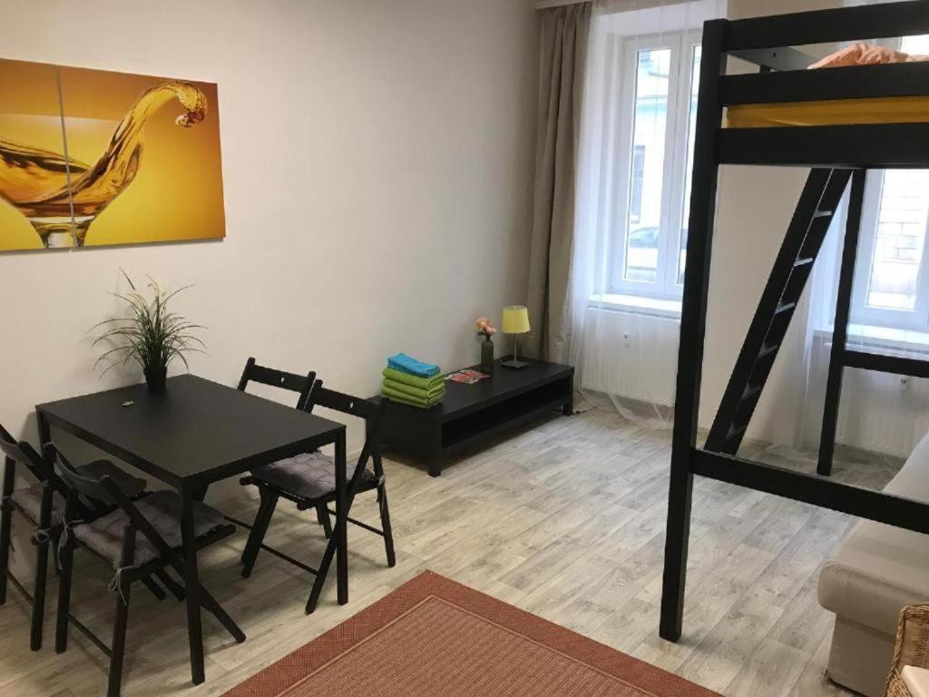 Апартаменти Apartmans In The Center With Privat Parking Брно Екстер'єр фото