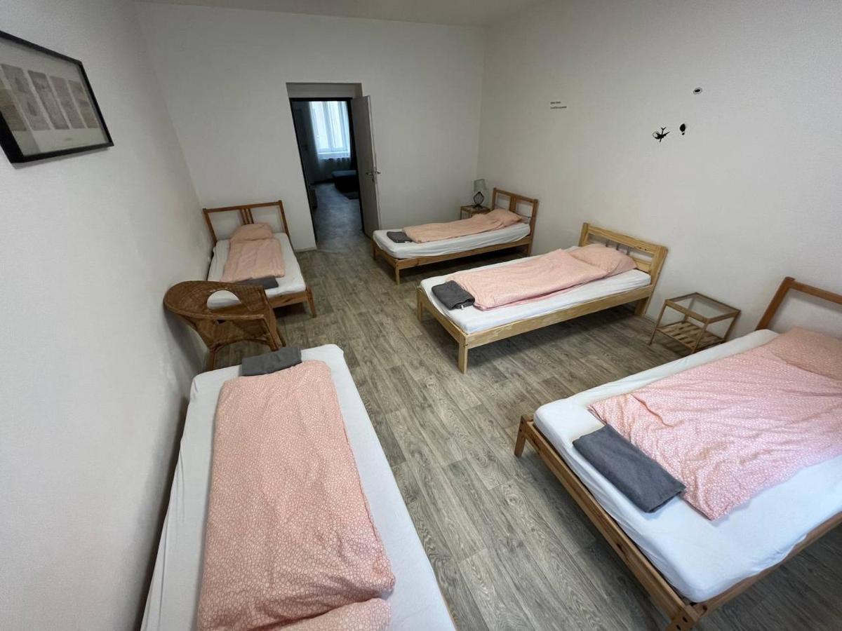 Апартаменти Apartmans In The Center With Privat Parking Брно Екстер'єр фото