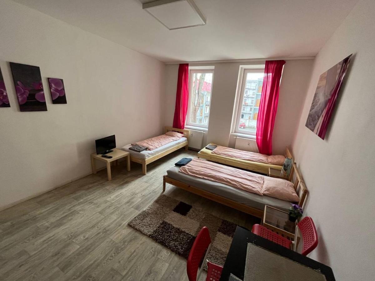 Апартаменти Apartmans In The Center With Privat Parking Брно Екстер'єр фото